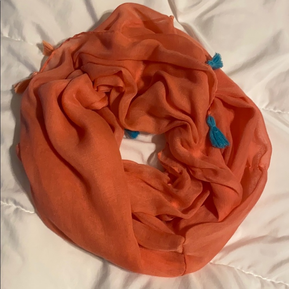 Infinity scarf